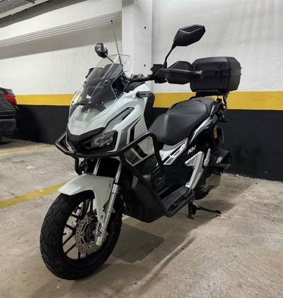 HONDA ADV 